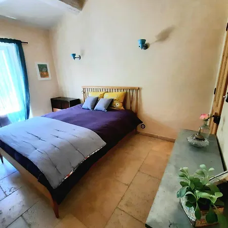 Bed & Breakfast Bastide Des Jardins Maubec (Vaucluse)