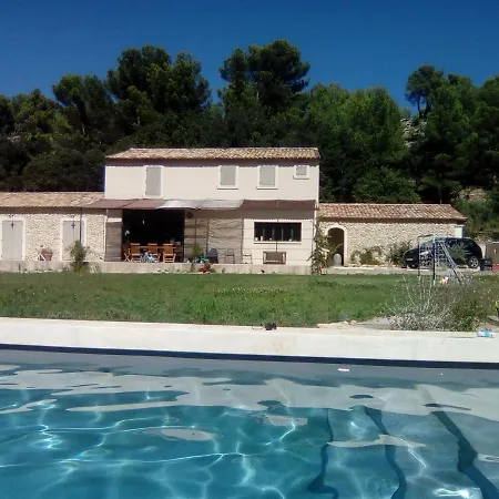 Bed & Breakfast Bastide Des Jardins Maubec (Vaucluse)